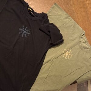 SET OF TWO Boys Black and Green ICELAND T-Shirts